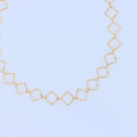 Delicate & Contemporary Necklace Chain, A Lovely Choice for Women, EVCH1705 - Picture 10 of 10